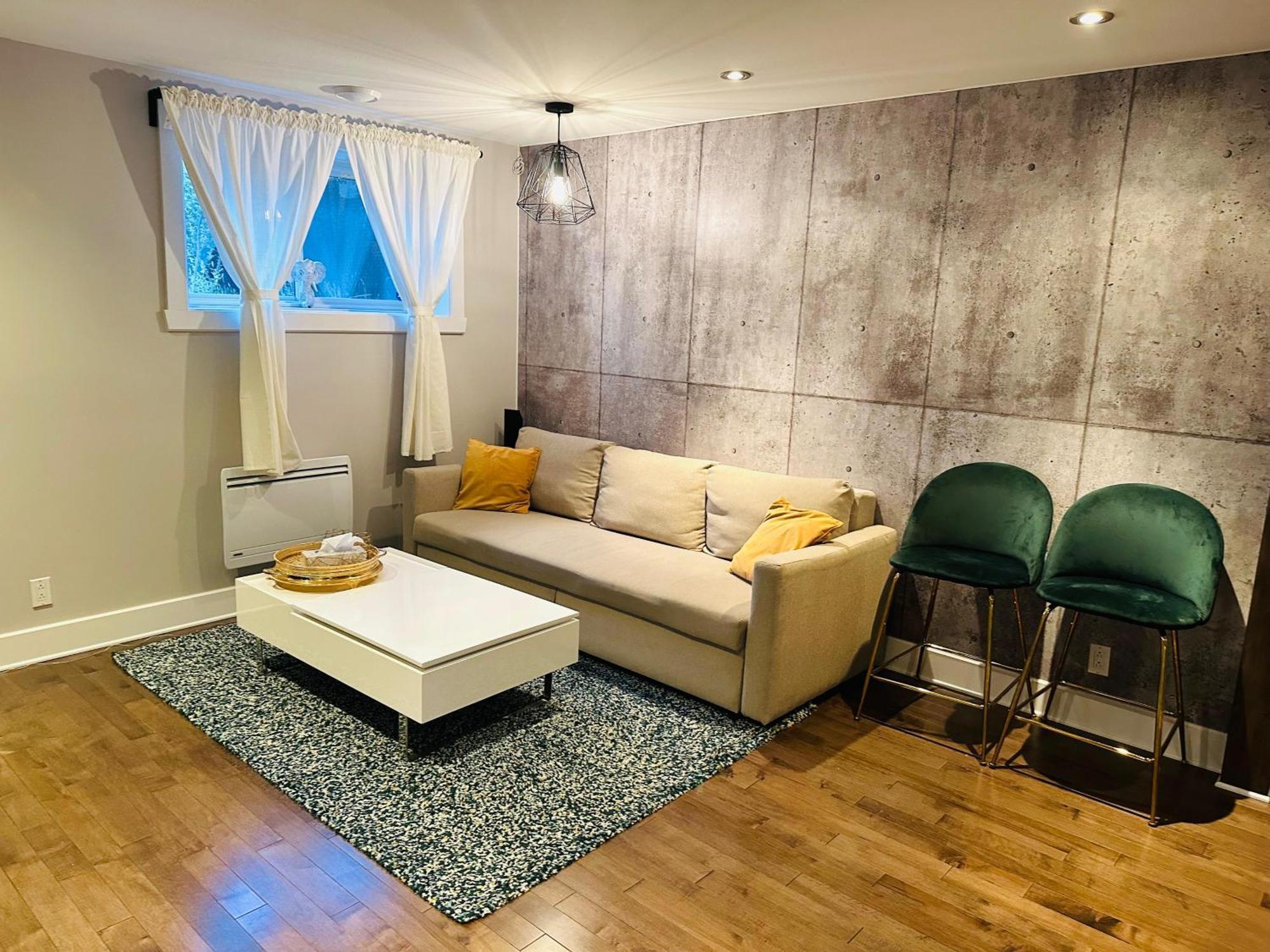 Urban Retreat - 2 Bedroom, 3 Beds, 6 Guests, Free Parking Longueuil Exterior foto