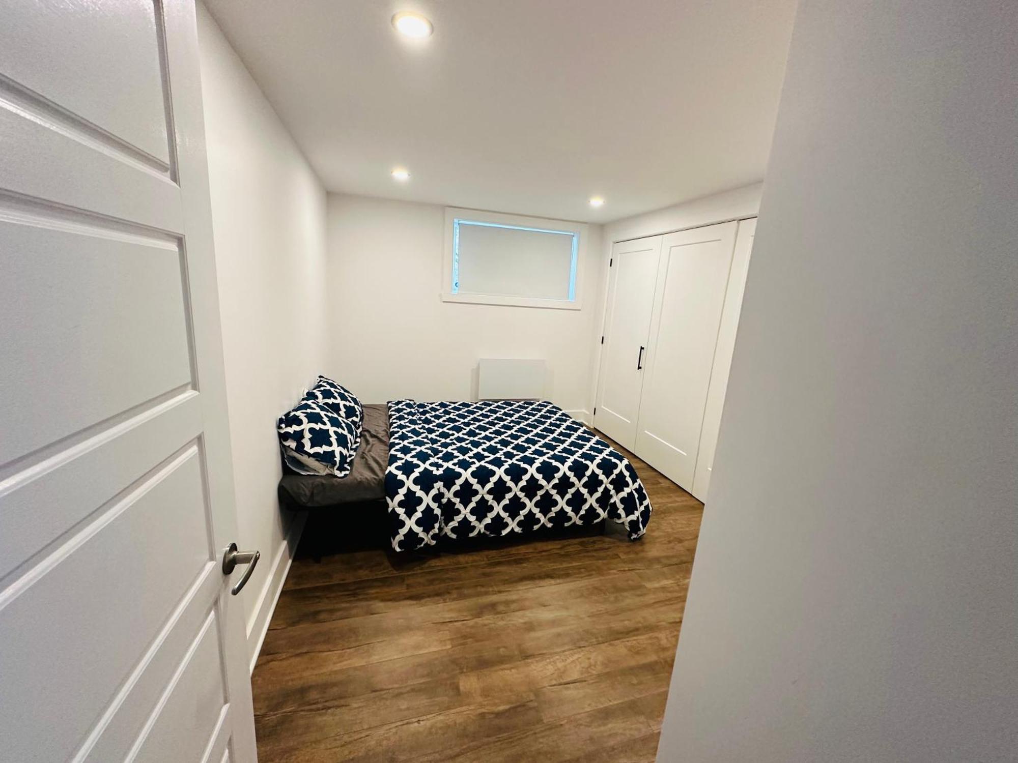 Urban Retreat - 2 Bedroom, 3 Beds, 6 Guests, Free Parking Longueuil Exterior foto