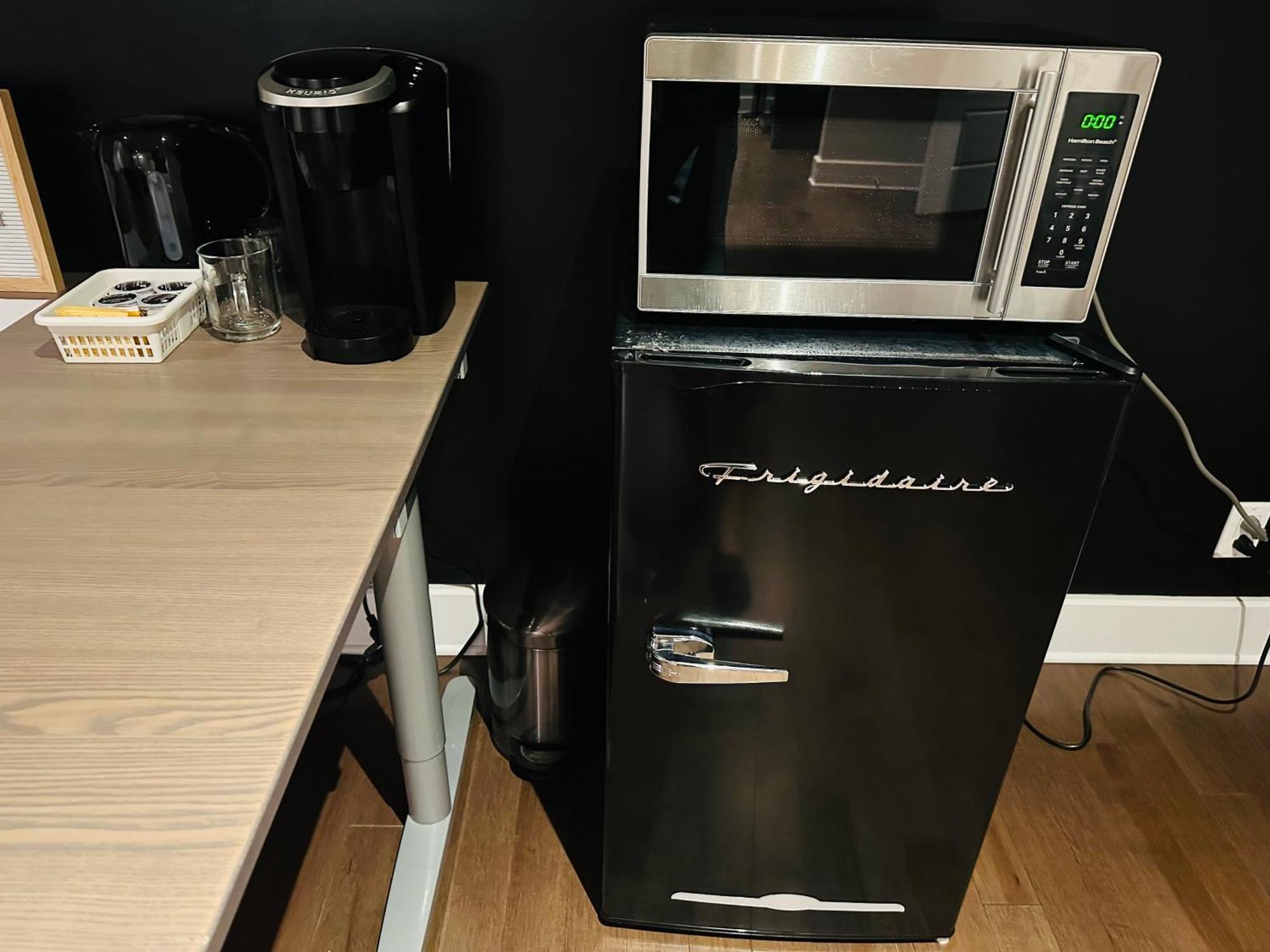 Urban Retreat - 2 Bedroom, 3 Beds, 6 Guests, Free Parking Longueuil Exterior foto